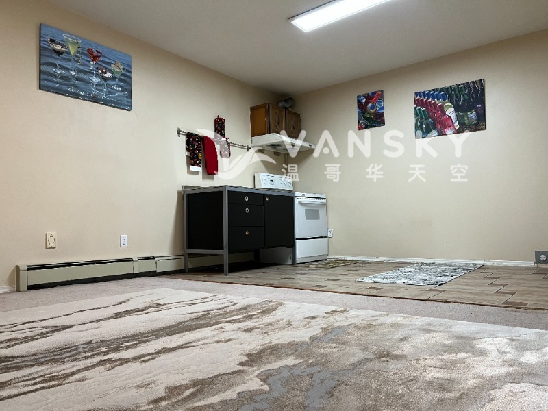 251101145949_livinbgroom - 02.JPG